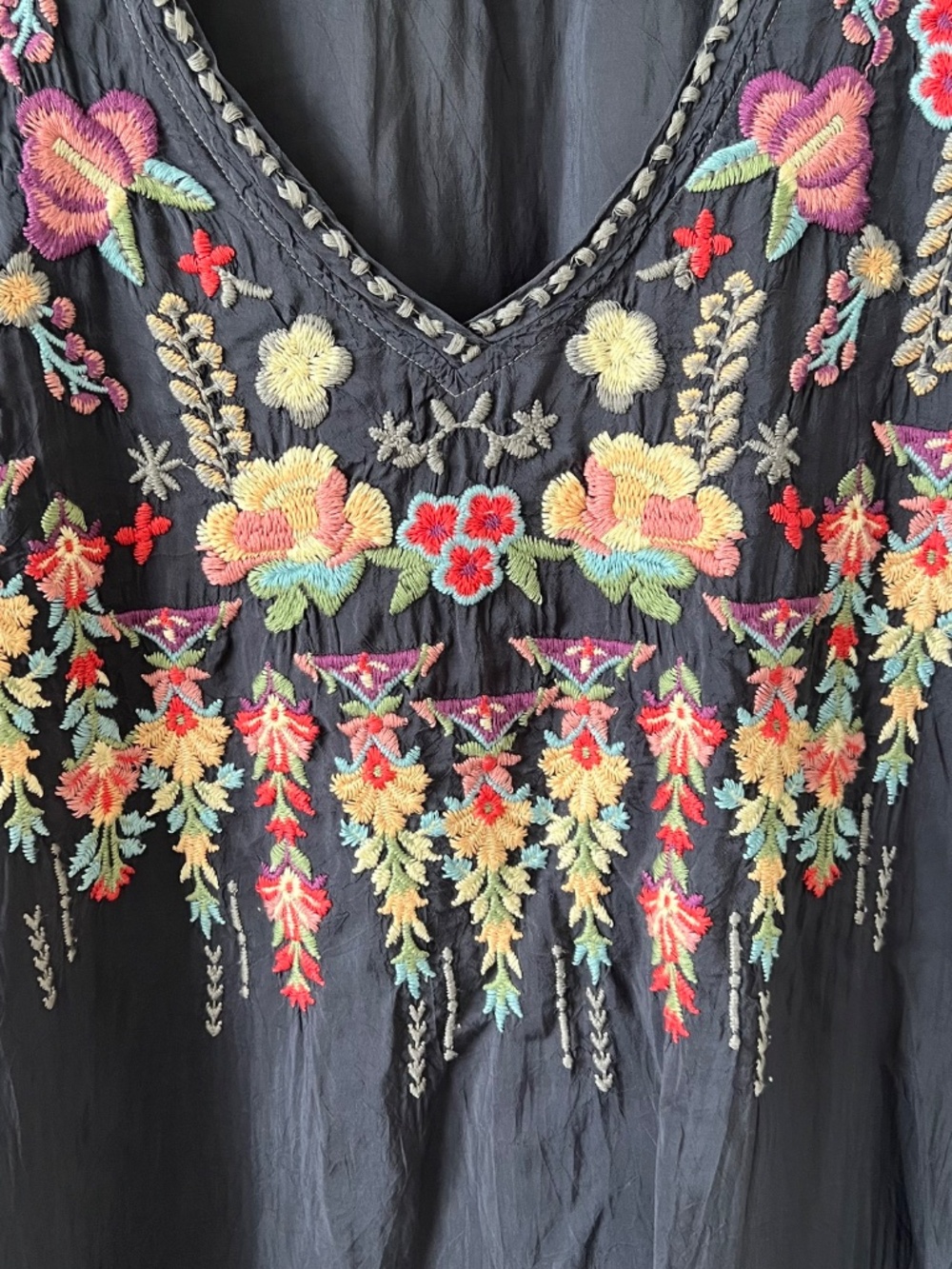 Johnny Was V Neck Tunic Gray Women XS Floral Embroidered  3/4 Sleeve Bohemian - Picture 3 of 8
